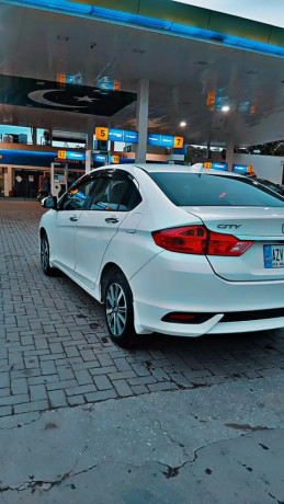 honda-city-15l-aspire-cvt-2022-big-6