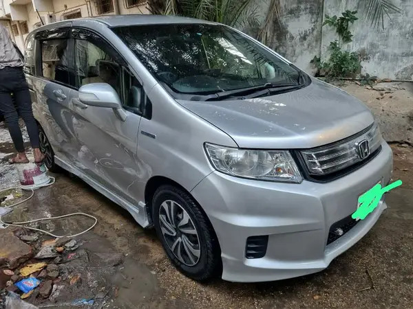 honda-spike-2013-big-1