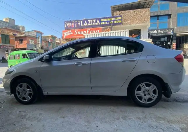 honda-city-12l-mt-big-2