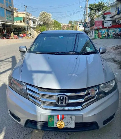 honda-city-12l-mt-big-0