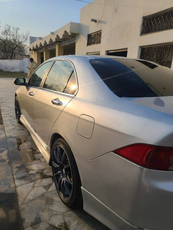 honda-accord-15l-vtec-turbo-big-2