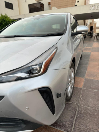 prius-2020-big-3