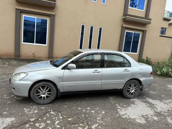 mitsubishi-lancer-2006-automatic-big-6