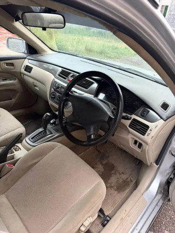 mitsubishi-lancer-2006-automatic-big-5