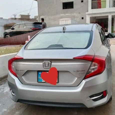 honda-civic-vti-oriel-2021-big-4