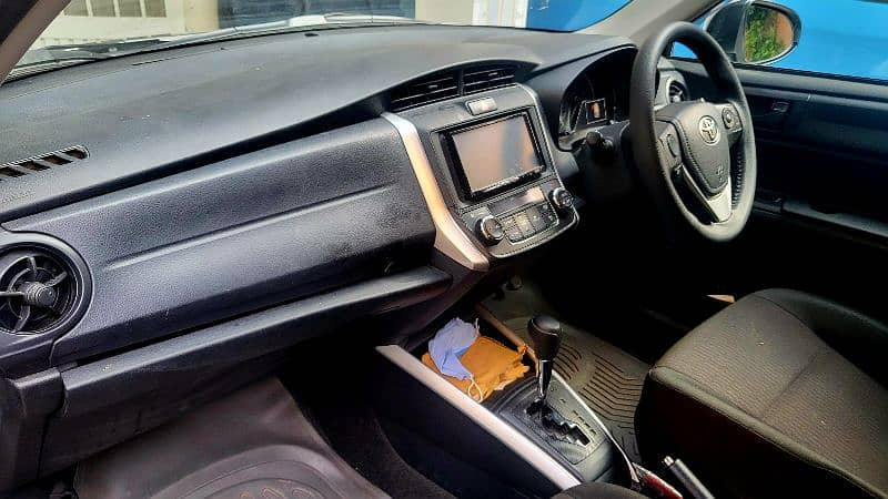 toyota-corolla-fielder-hybrid-ex-big-4