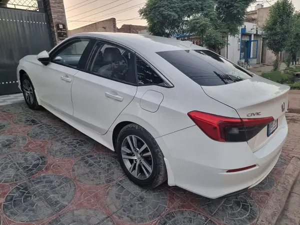 honda-civic-vti-oriel-prosmatec-2022-registerd-2023-big-8