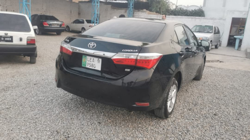 toyota-corolla-altis-x-manual-16-big-1