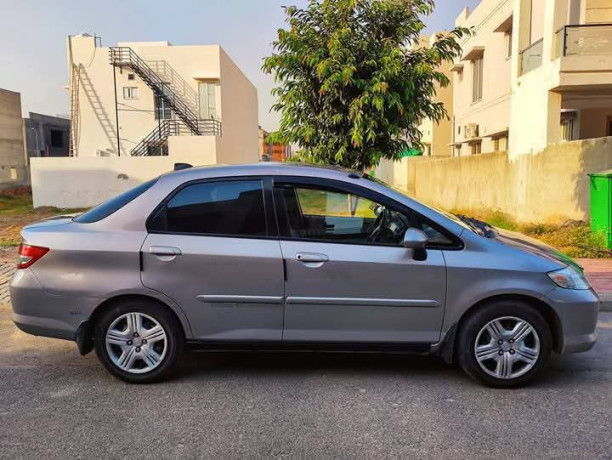 honda-city-12l-mt-big-3