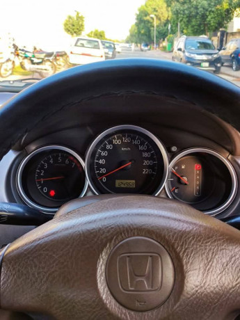 honda-city-12l-mt-big-8