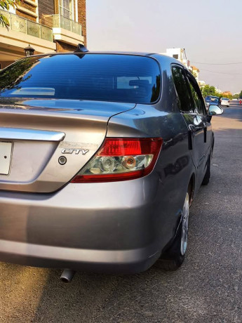 honda-city-12l-mt-big-6