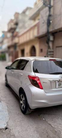 toyota-vitz-f-10-big-4