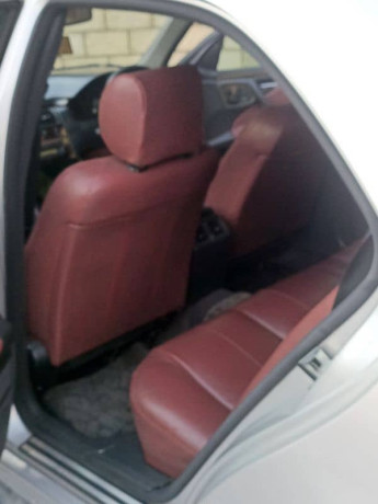 mercedes-benz-e-class-estate-e-200-big-5