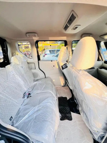 mitsubishi-ek-space-custom-2023-big-0