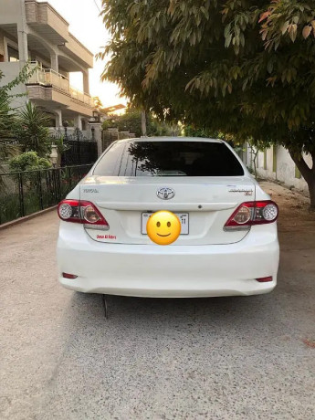 toyota-corolla-xli-2011-big-5