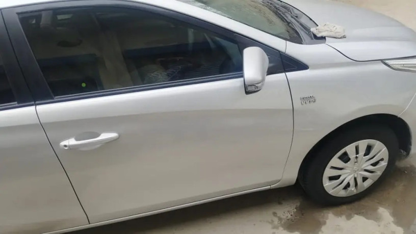 toyota-yaris-2021-big-2
