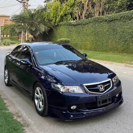 honda-accord-15l-vtec-turbo-big-2