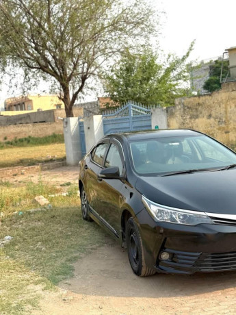 toyota-corolla-altis-x-manual-16-big-6