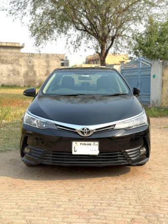 toyota-corolla-altis-x-manual-16-big-0
