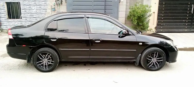 honda-civic-exi-big-2