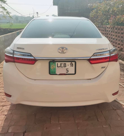 toyota-corolla-altis-x-manual-16-big-1
