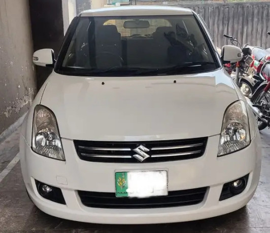 suzuki-swift-2018-13-dlx-navigation-big-1