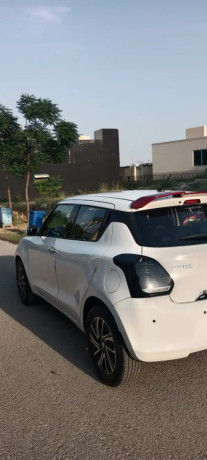 suzuki-swift-glx-cvt-2022-big-8