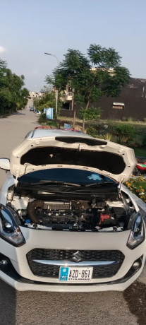suzuki-swift-glx-cvt-2022-big-2