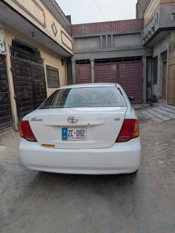 toyota-corolla-axio-x-15-big-3