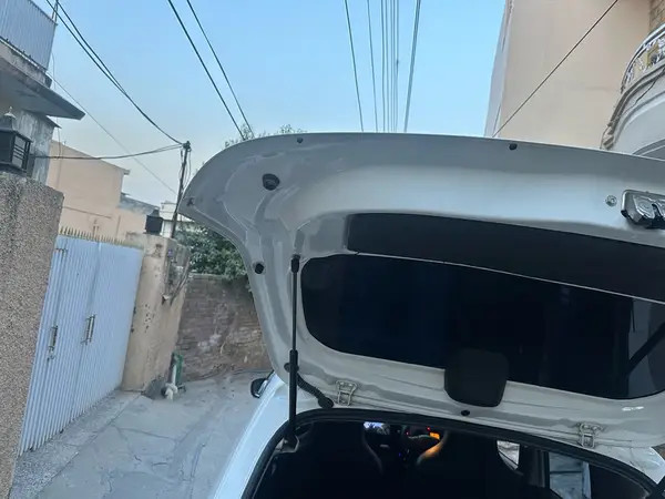 suzuki-alto-vxl-ags-2022-model-total-genuine-big-1