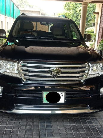 toyota-land-cruiser-zx-gasoline-35l-big-0