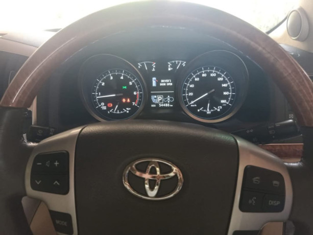 toyota-land-cruiser-zx-gasoline-35l-big-4