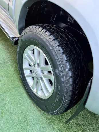 toyota-hilux-revo-g-28-big-5
