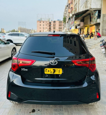 toyota-vitz-10f-safety-edition-iii-big-1