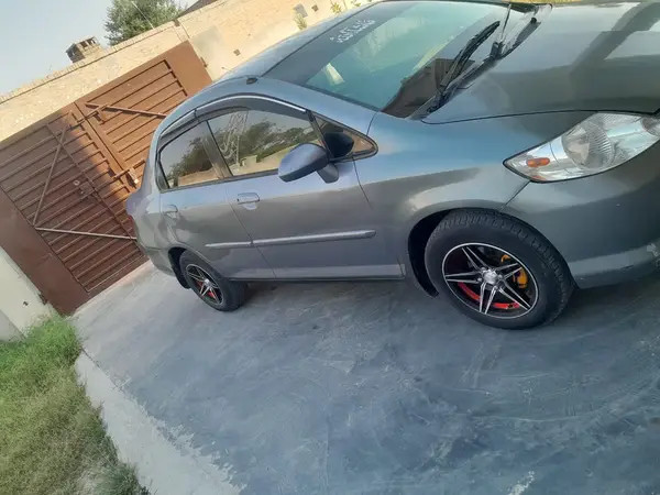 honda-city-2004-model-big-8