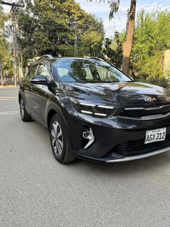 kia-stonic-ex-big-0