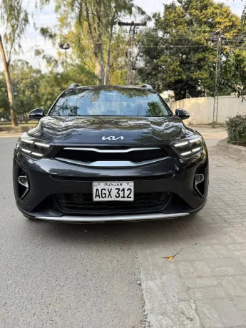 kia-stonic-ex-big-1