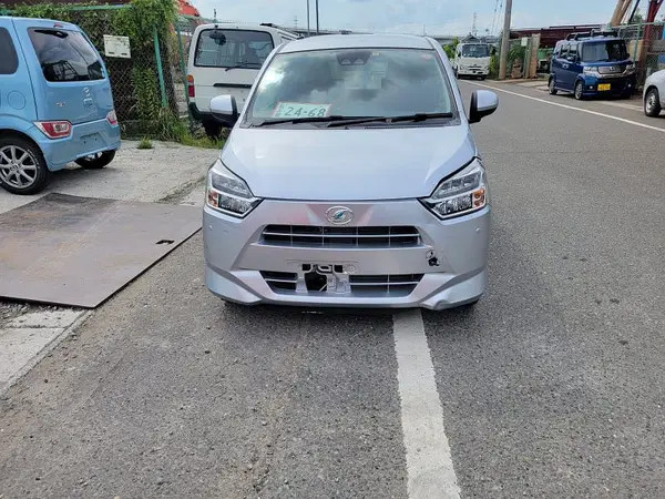 daihatsu-mira-2021-big-13
