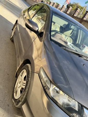 honda-city-ivtec-2017-18-big-1