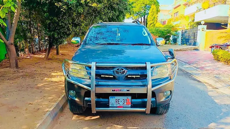 toyota-hilux-vigo-g-2011-big-0