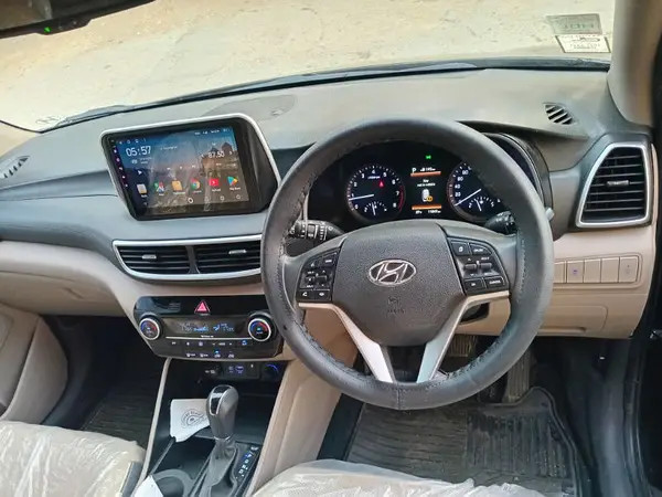 hyundai-tucson-fwd-gls-sport-2024-full-original-like-brand-new-car-big-3