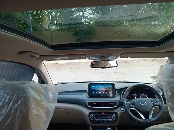 hyundai-tucson-fwd-gls-sport-2024-full-original-like-brand-new-car-big-4