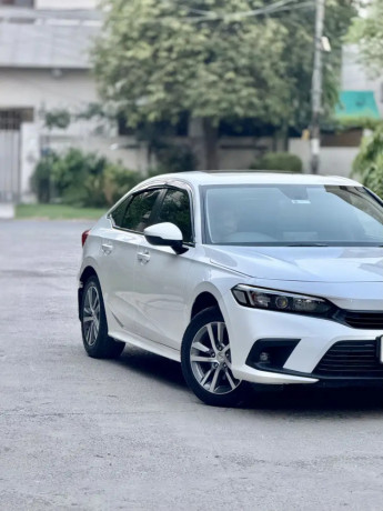 honda-civic-orial-15-turbo-b-to-b-genuine-big-1