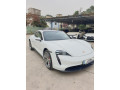 porsche-taycan-4s-electric-2020-small-0