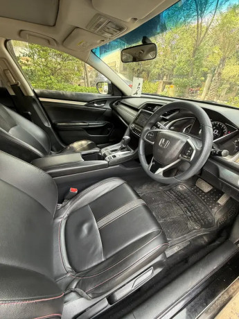 hondacivicrs-2021-model-big-1