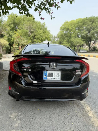 hondacivicrs-2021-model-big-10