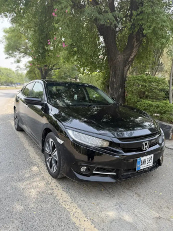 hondacivicrs-2021-model-big-6
