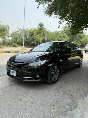 hondacivicrs-2021-model-big-4