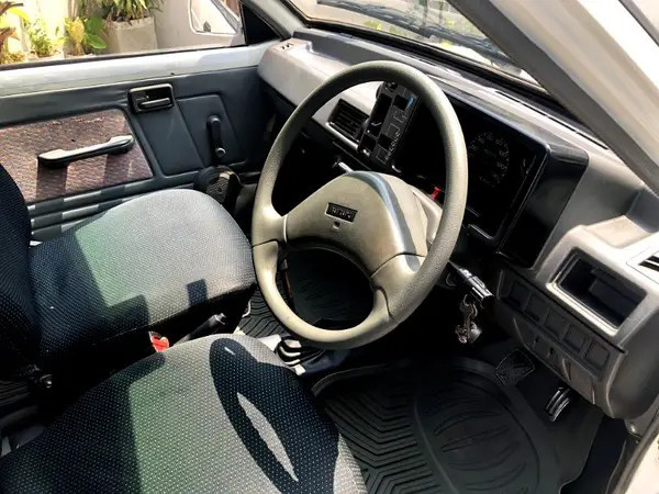 suzuki-mehran-vxr-2017-big-6