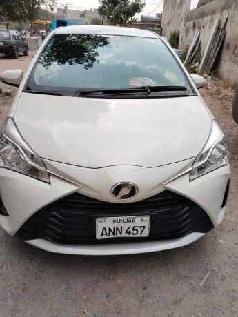 toyota-vitz-f-2019-big-0